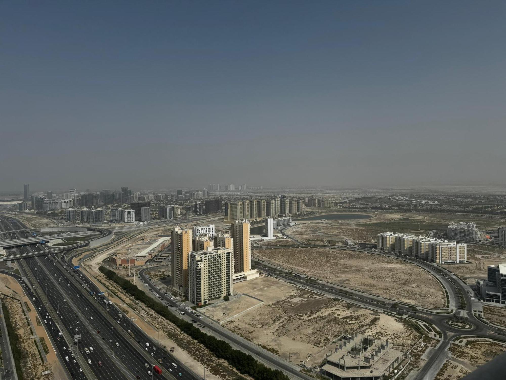 Adagio Jumeirah Village Triangle Дубай Экстерьер фото