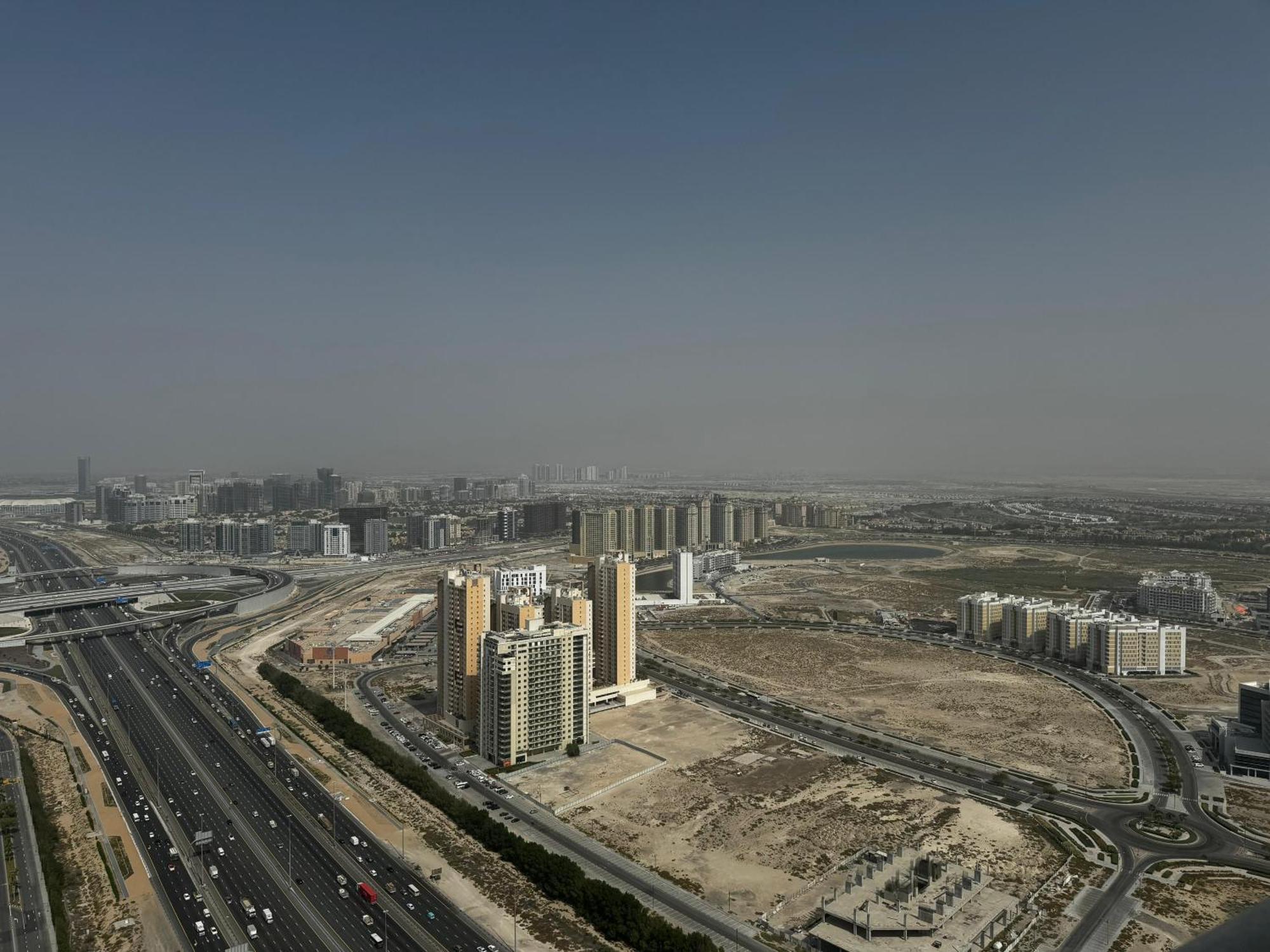 Adagio Jumeirah Village Triangle Дубай Экстерьер фото